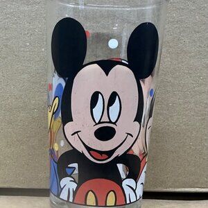 The Walt Disney Co Glass Tumblers Mickey Minnie Mouse Donald Duck